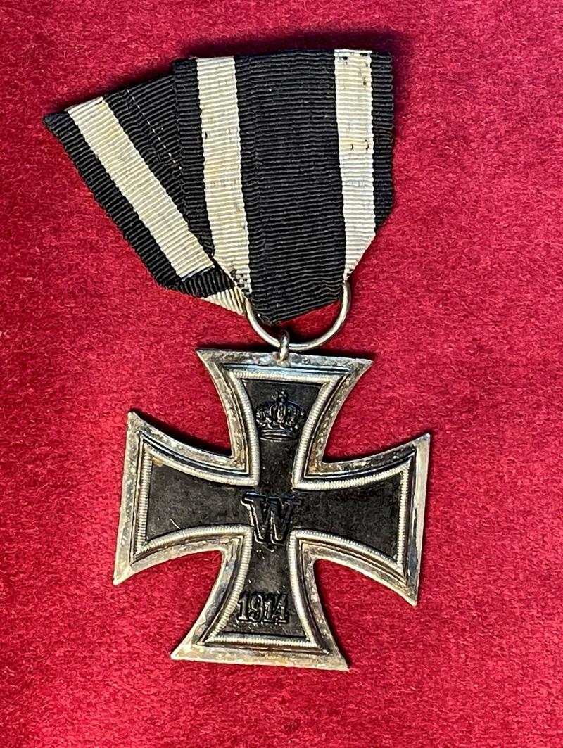 Kaiserreich Iron cross 2nd class (1914)  with ribbon