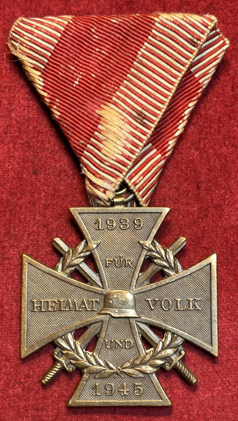 WWII Austrian commemorative medal Für Heimat und Volk
