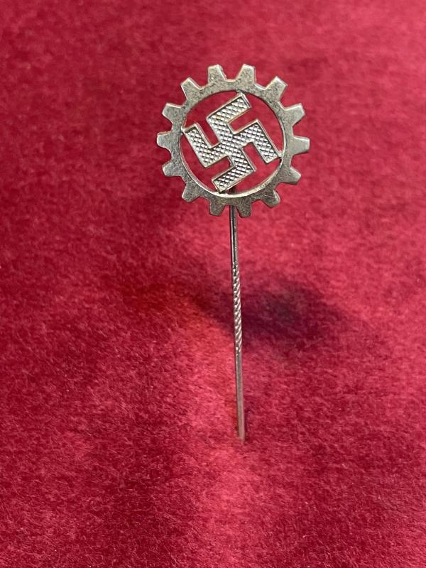 3rd Reich DAF membership pin