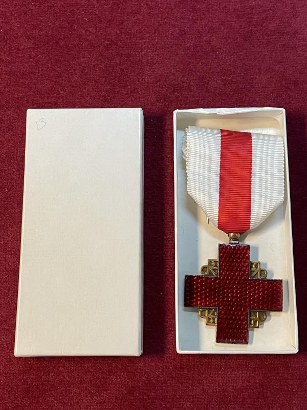 France Red Cross Medal of Recompense 2nd type Gold class
