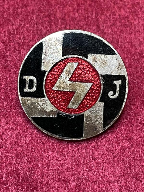 3rd Reich Deutsches Jungvolk Mitgliedsabzeichen 1. form