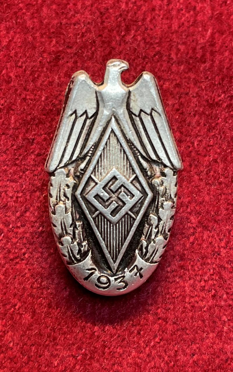 3rd Reich HJ Sieger abzeichen 1937