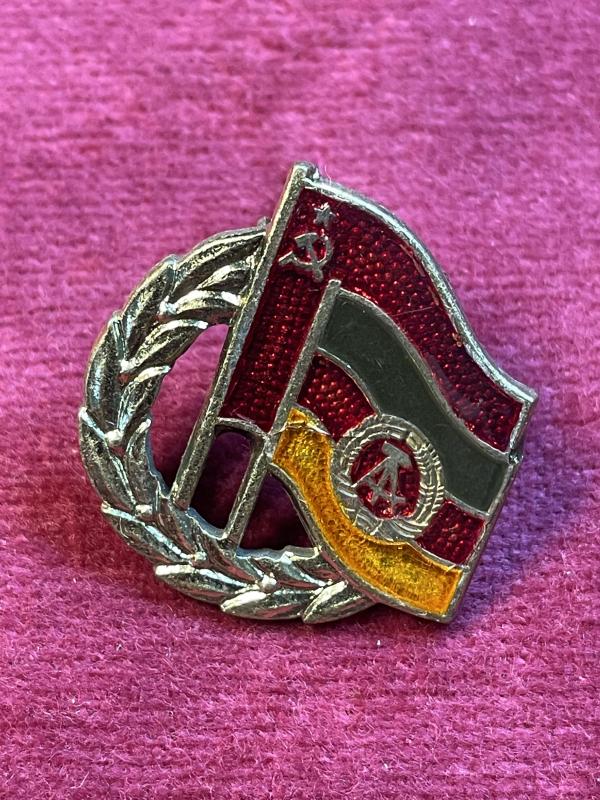 DDR Ehrennadel der Gesellschaft für Deutsch-Sowjetische Freundschaft