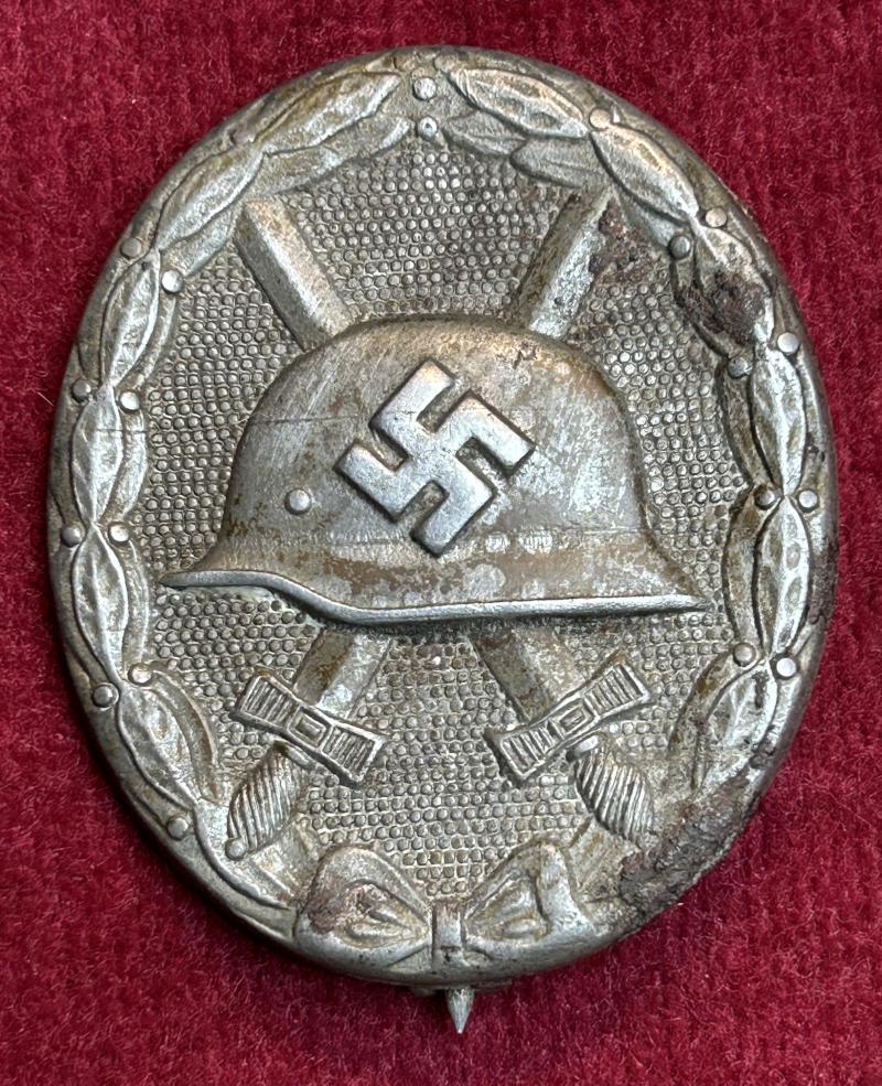 3rd Reich Verwundetenabzeichen 1939 in schwarz (81)