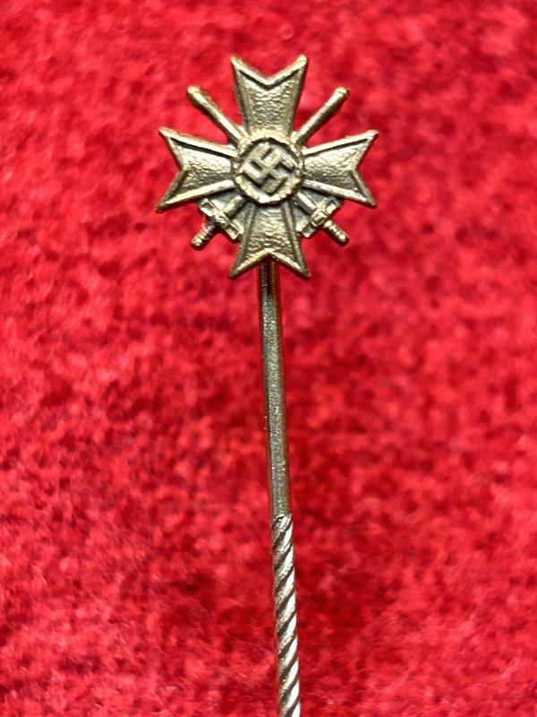 3rd Reich Kriegsverdienstkreuz mit Schwertern 1.klasse Miniatur (L/16)