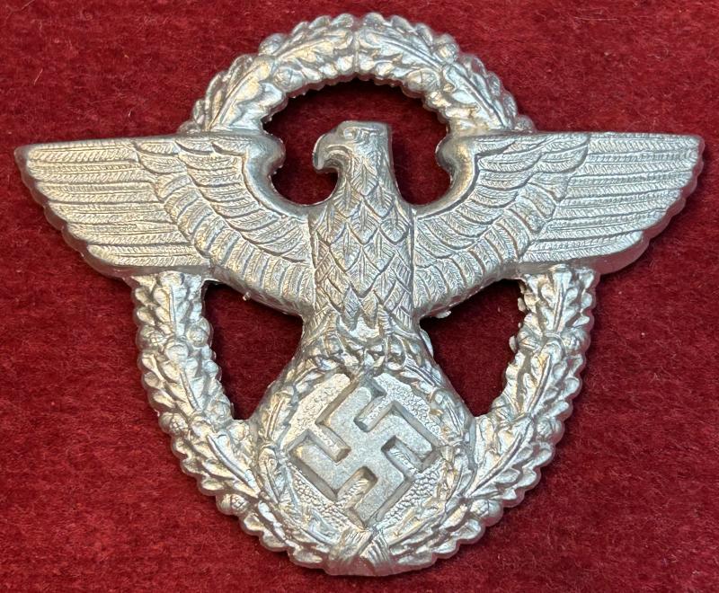 3rd Reich Polizei mützenadler 2. form