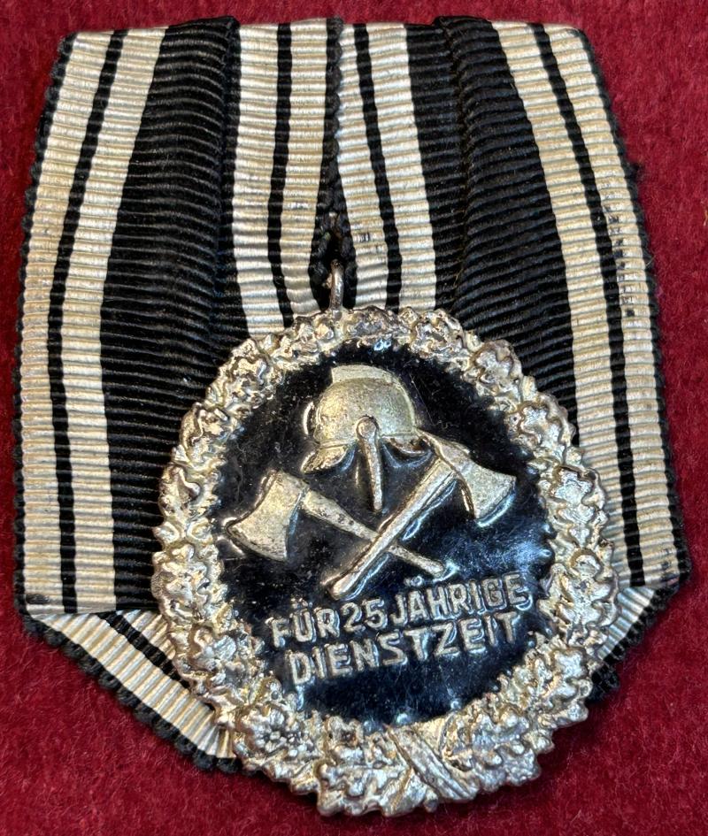 Deutsche Reich Medaille Feuerwehr für 25 Jährige Dienstzeit am Einzelspange