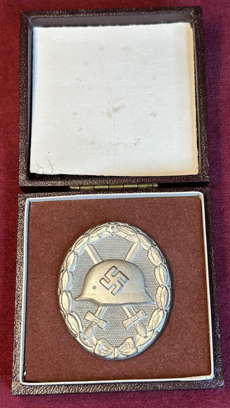 3rd Reich Verwundetenabzeichen 1939 in Silber im Etui (Steinhauer & Lück)