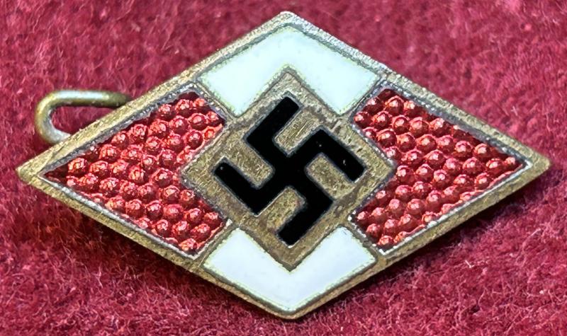 3rd Reich HJ mitgliedsabzeichen RZM M1/92