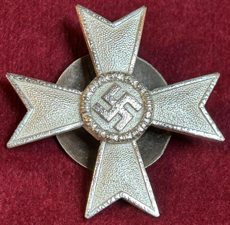 3rd Reich Kriegsverdienstkreuz ohne Schwerter 1. Klasse 1939 mit Schraubscheibe (L58)