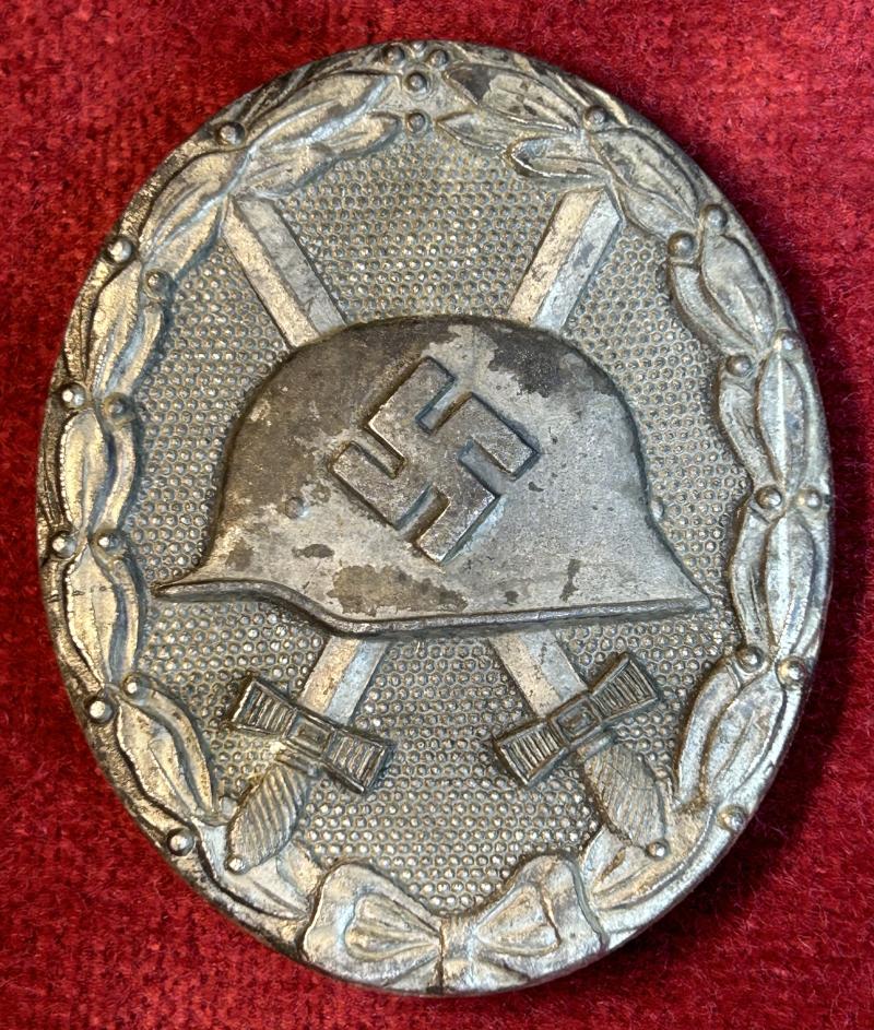 3rd Reich Verwundetenabzeichen 1939 in Silber (65)