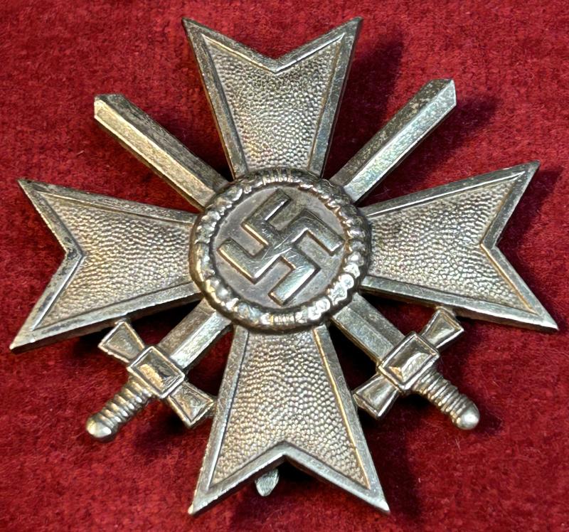3rd Reich Kriegsverdienstkreuz mit Schwertern 1. Klasse 1939 (Bauer)
