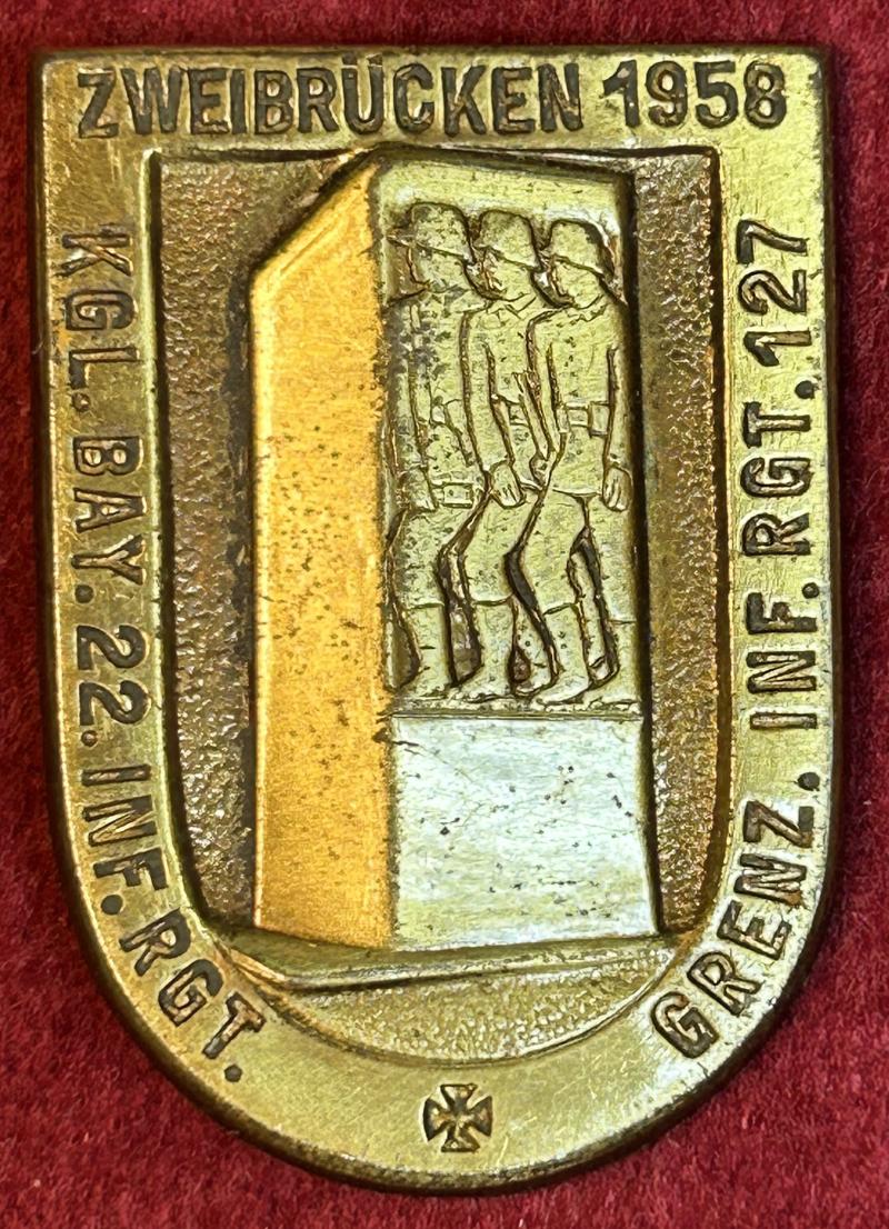 BRD Wiedersehensfeier abzeichen Inf. regiment 127 & Bayerischer 22. Infanterie Regiment