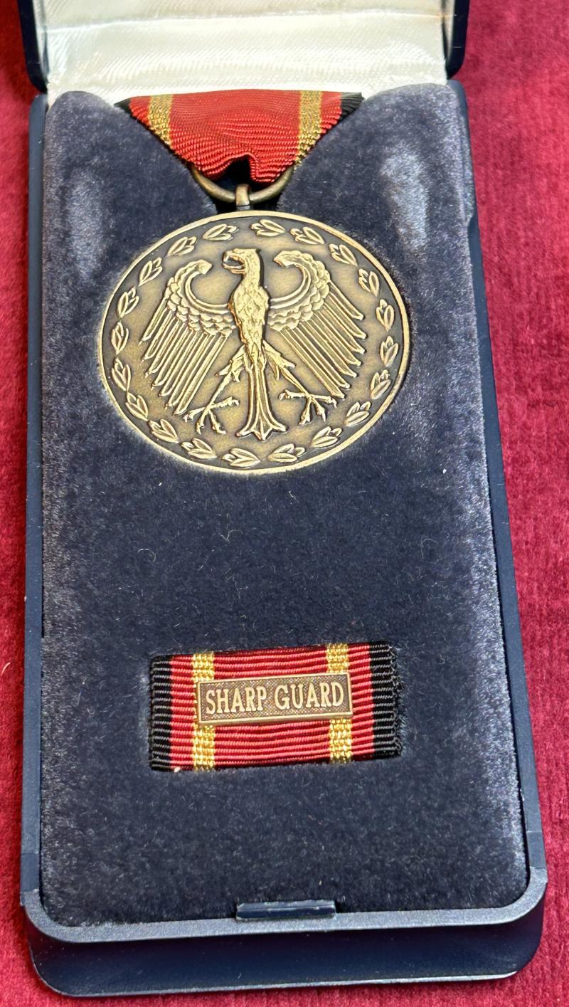 BRD Bundeswehr Einsatzmedaille in Bronze mit Etui