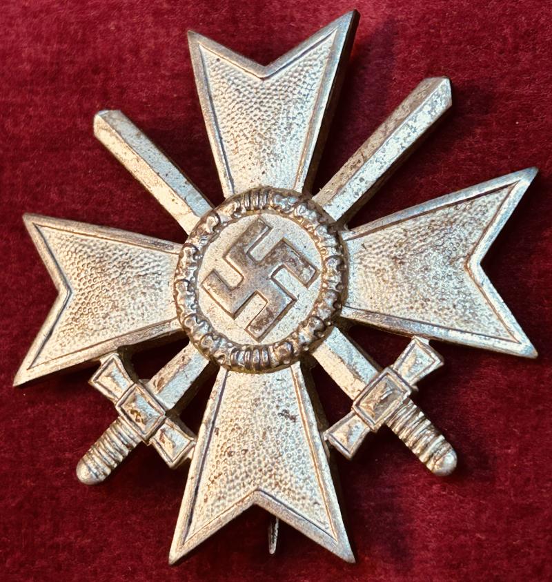 3rd Reich Kriegsverdienstkreuz mit Schwertern 1. Klasse 1939 (L/58)