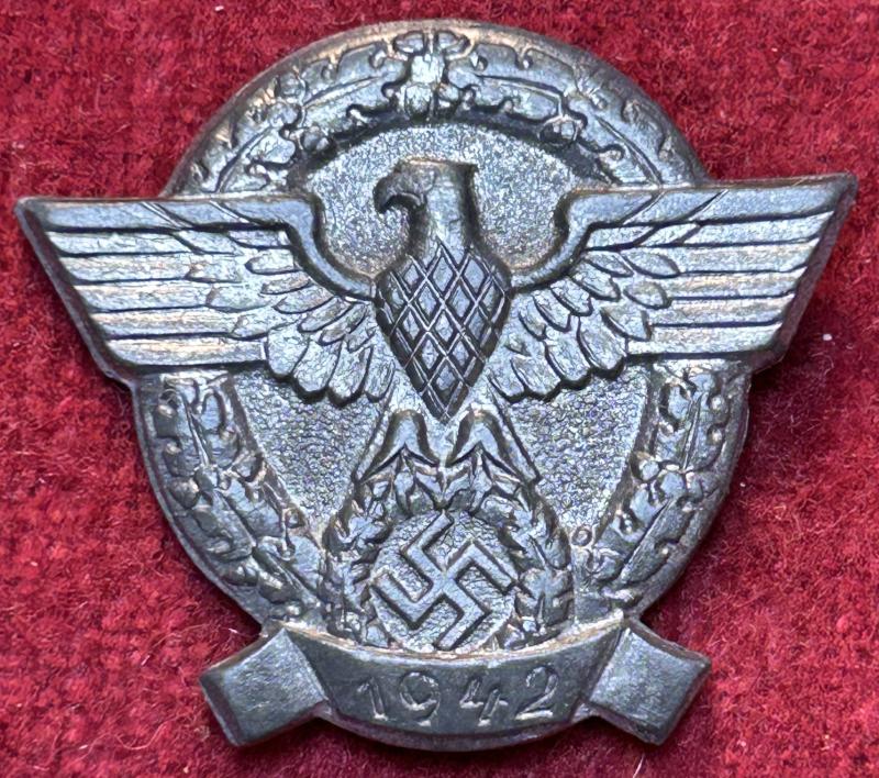 3rd Reich WhW Tag der Polizei 1942 abzeichen