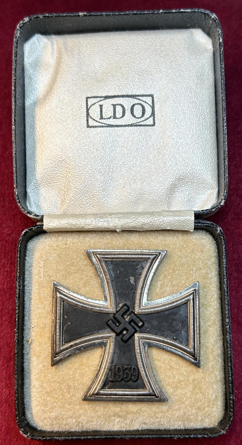 3rd Reich Eisernes Kreuz 1. Klasse 1939 (20) mit LDO Etui