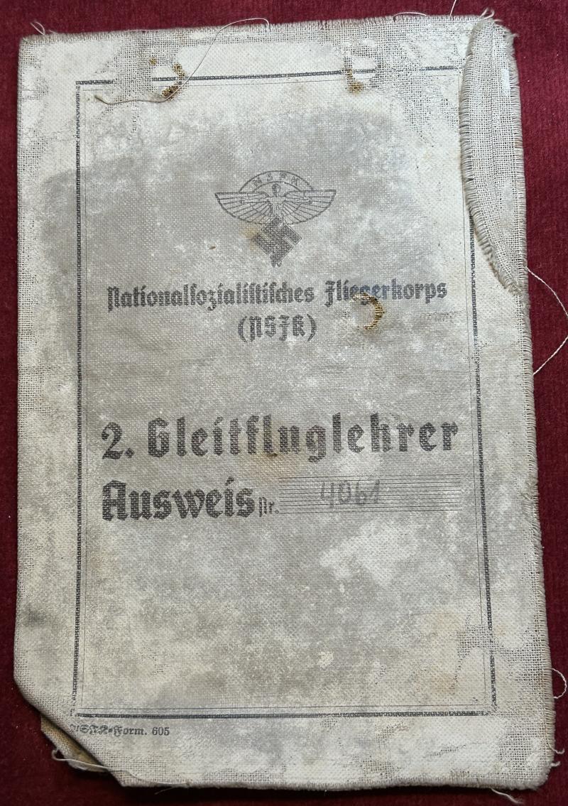 3rd Reich NSFK 2. Gleitfluglehrer ausweis