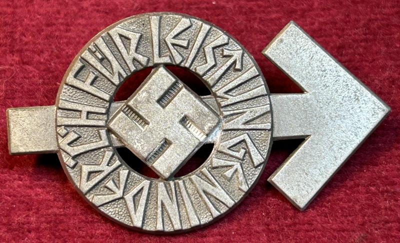 3rd Reich HJ Leistungsabzeichen M1/72